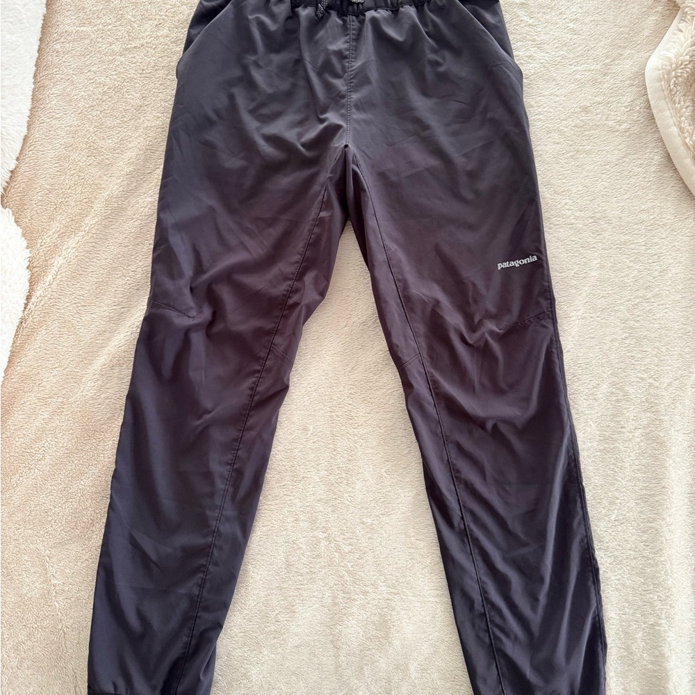 Patagonia Women’s Black Pant Size Small